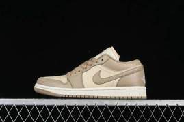 Picture of Air Jordan 1 LOW _SKUfw18421449269827127fw